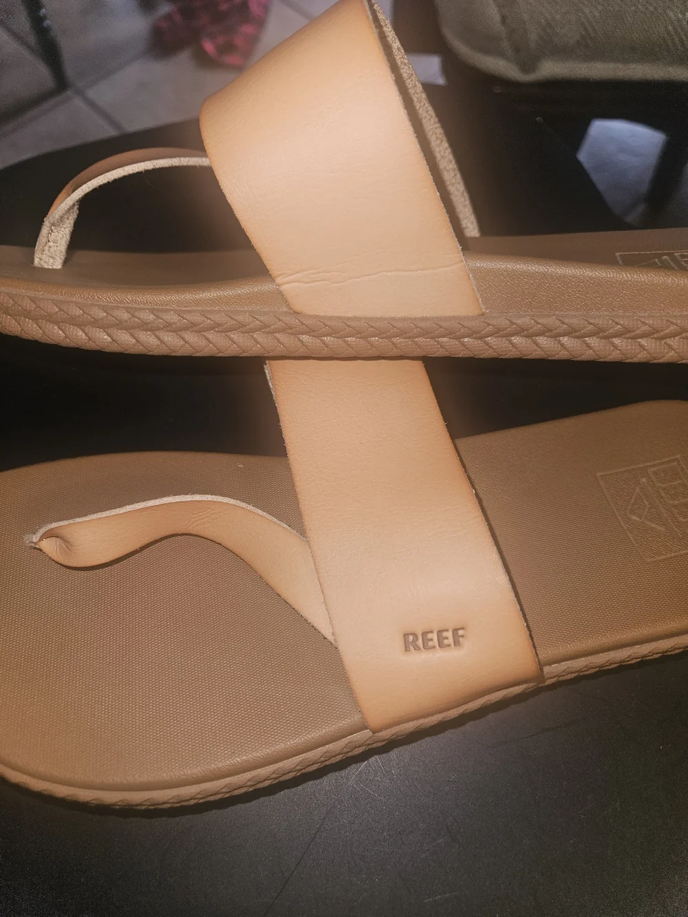 Reef Women’s Tan Slide Toe-Post Sandals - Picture 4 of 7